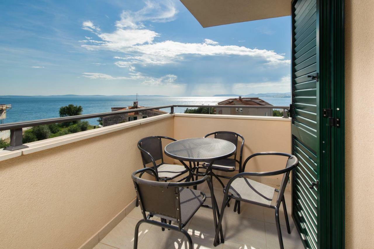 Panorama Lux Apartment Рогозниця Екстер'єр фото